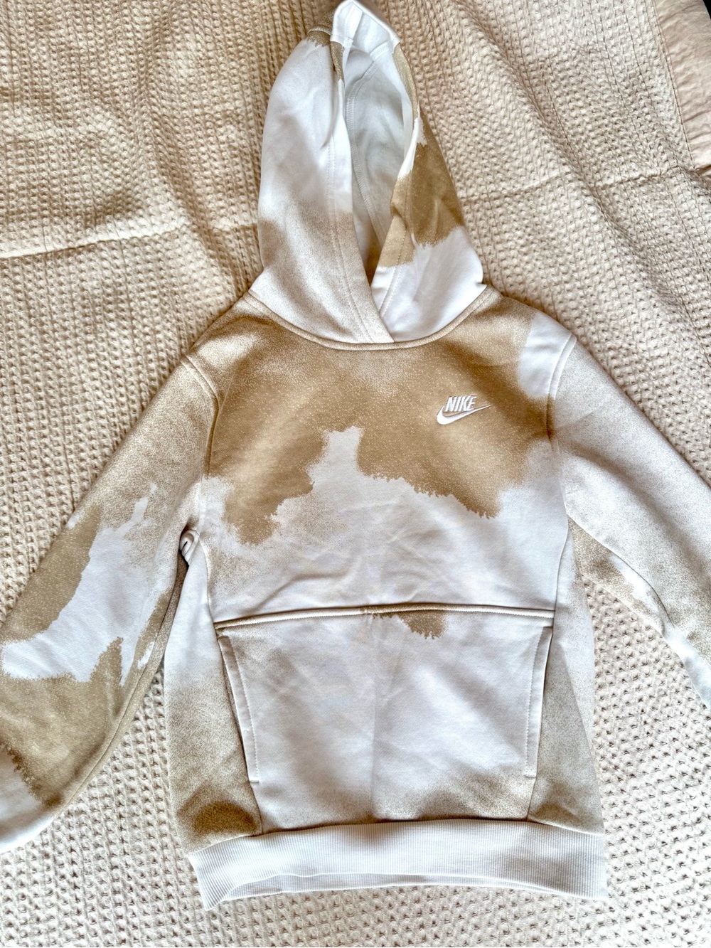 Nike youth hoodie size M